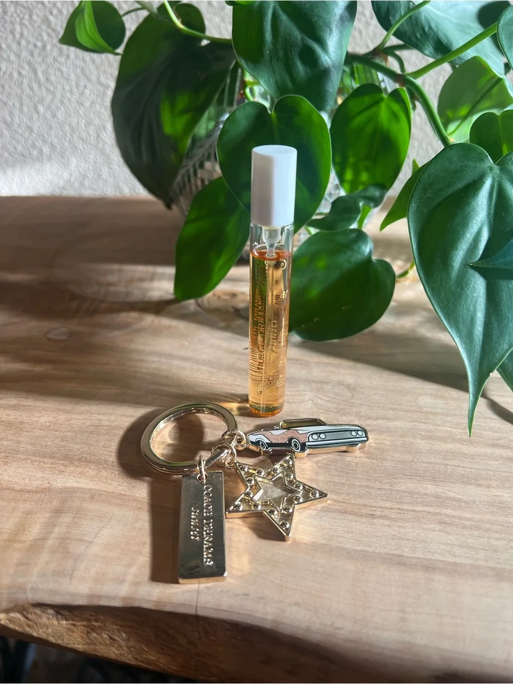 Coach Dreams Sunset Travel Perfume with Gold Keychain